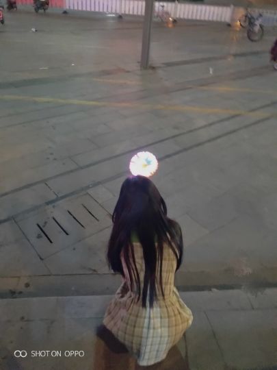 新人小师太主播照片
