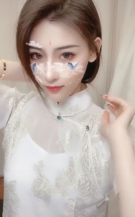 陆七萬主播照片