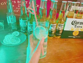 上官暂休(调整心态）主播照片