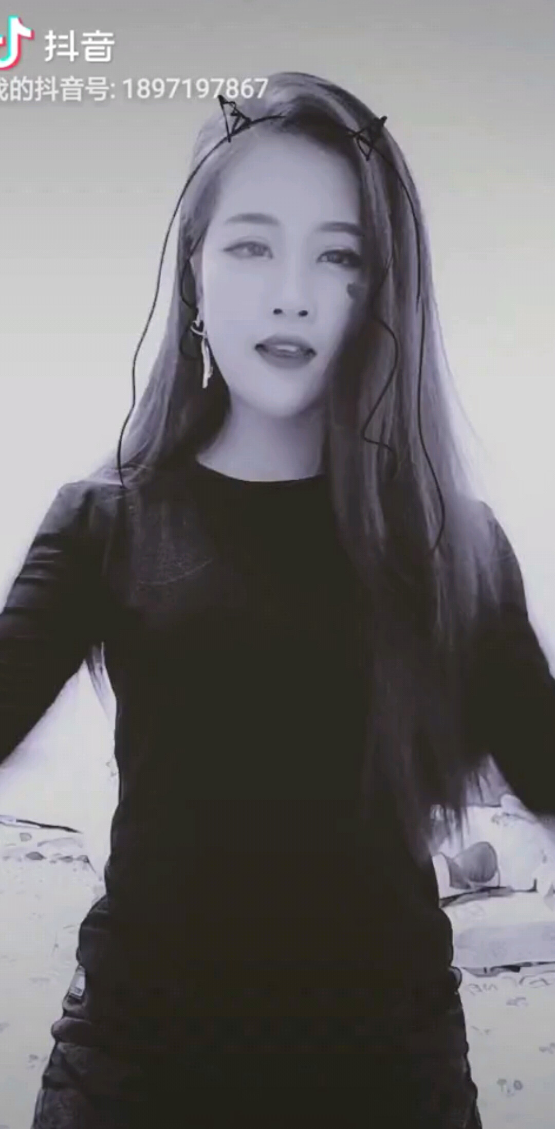 吃多了，临睡前做做运动！