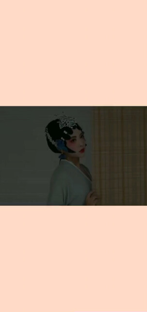 杨家有女初长成，养在深闺人未识