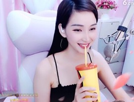 恋歌灬l一份童心主播照片