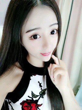 天鹤行空主播照片