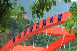 真言叔叔相约在怒江主播照片