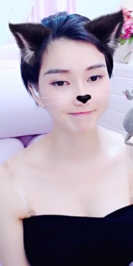 萌萌哒猎手主播照片