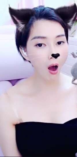 萌萌哒猎手主播照片