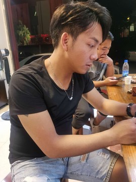 南森eight主播照片