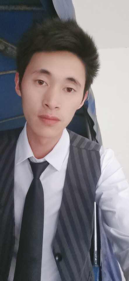 熬不住k的主播照片