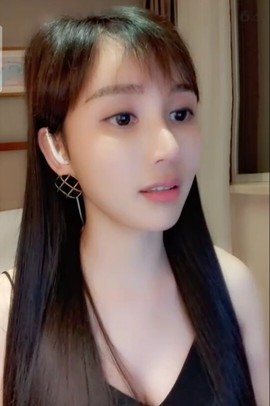 恋歌灬l一份童心主播照片