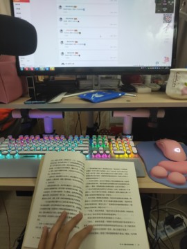 ღ瑋玮主播照片