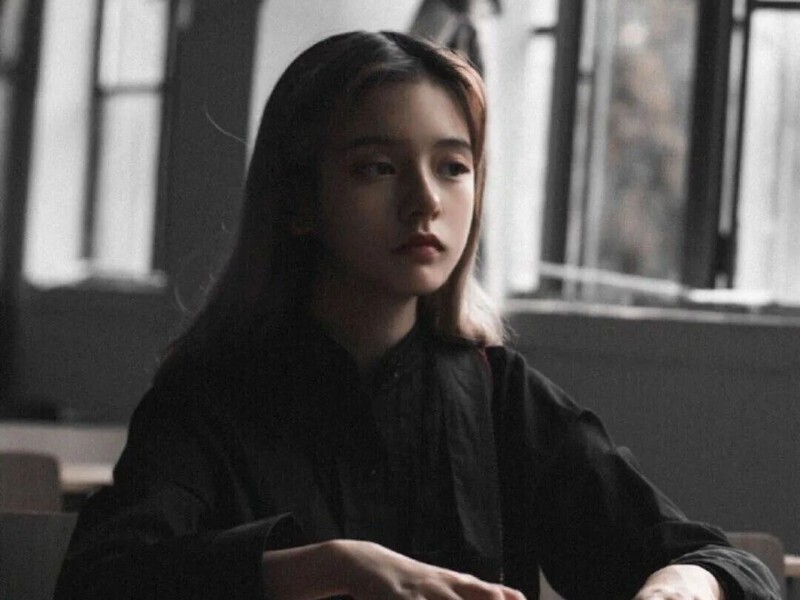 魔法少女郭麒麟的主播海报