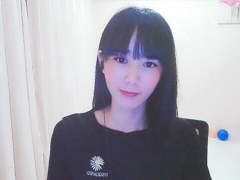 与yu海报