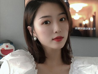 往事逐雨的主播照片