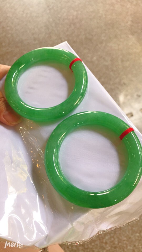 疯狂翡翠主播照片