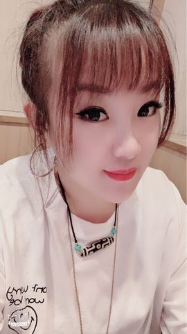 仟亿加油主播照片