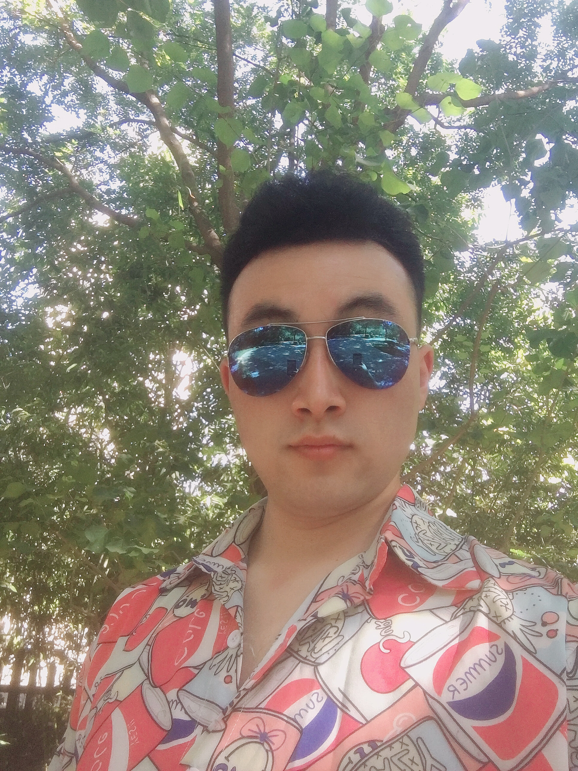 闫雨心的拖拉机的主播照片