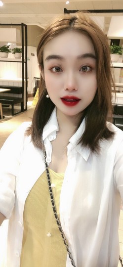 新人暖颜求宠爱👄主播照片