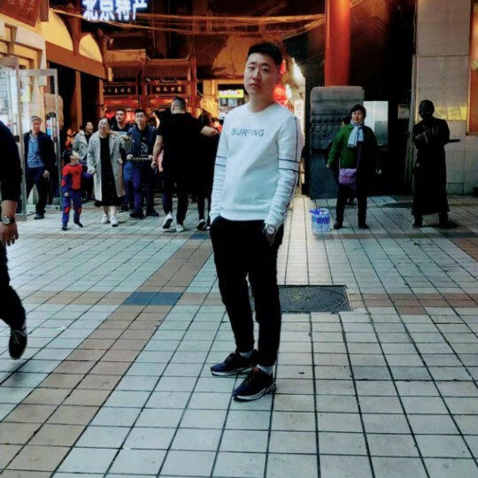 何必、太拘束自己的主播照片