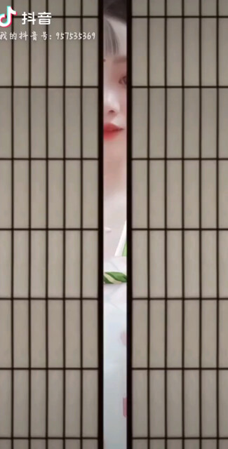 东边的美人儿