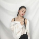 一间钟晴海报