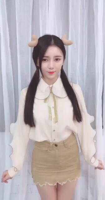 浪花有意千里雪，