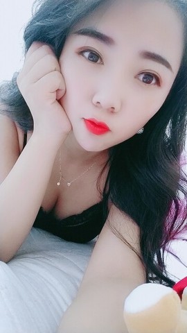 疯狂的药药宝贝主播照片