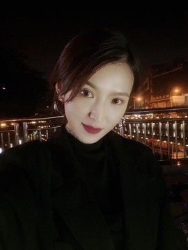 木子！小安主播照片
