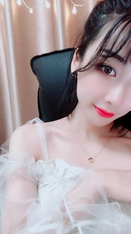 岁月与静好、予君予我主播照片