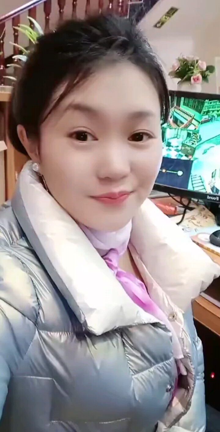 谁
