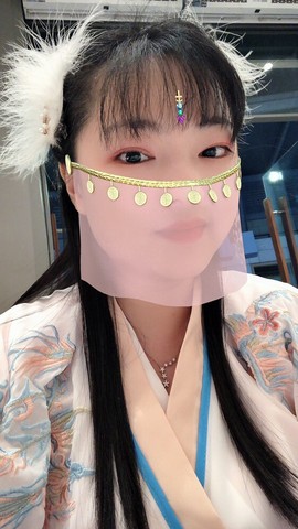 小海屯🐬李主播照片