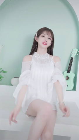 陆七萬主播照片