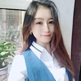爱笑的YJ主播照片