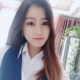 爱笑的YJ主播照片