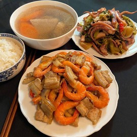 雯雯退主播照片