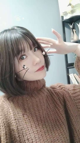 苏甜he主播照片