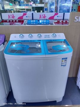 M莫名奇妙主播照片
