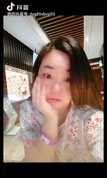蹭个热度/窃笑/窃笑