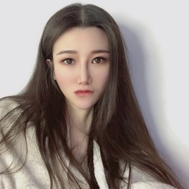 晴儿谁来宠主播照片