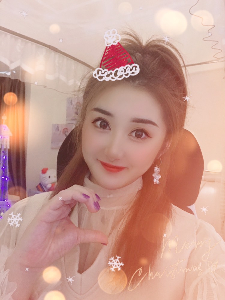 丫总❤言言的图片