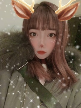 蒙崽❤十八岁主播照片