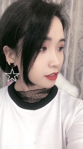 茶茶腰疼休息一晚的图片