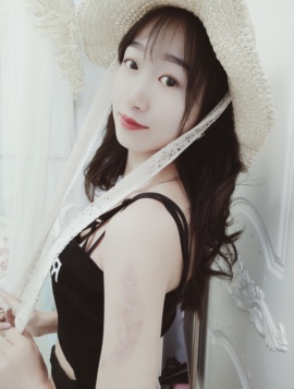 ღ瑋玮主播照片