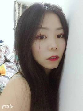 直播就酒主播照片