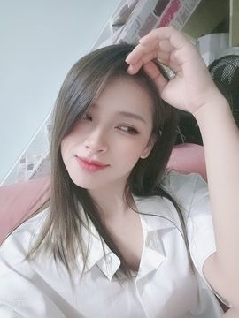 萌萌不圆深夜话聊主播照片