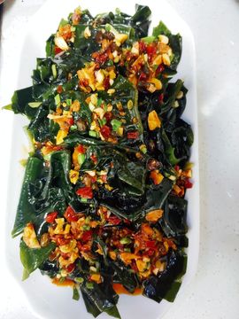 素雅依依暂休主播照片