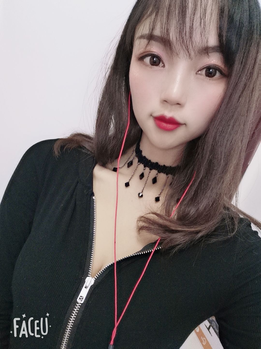 逗比婷兒的主播照片
