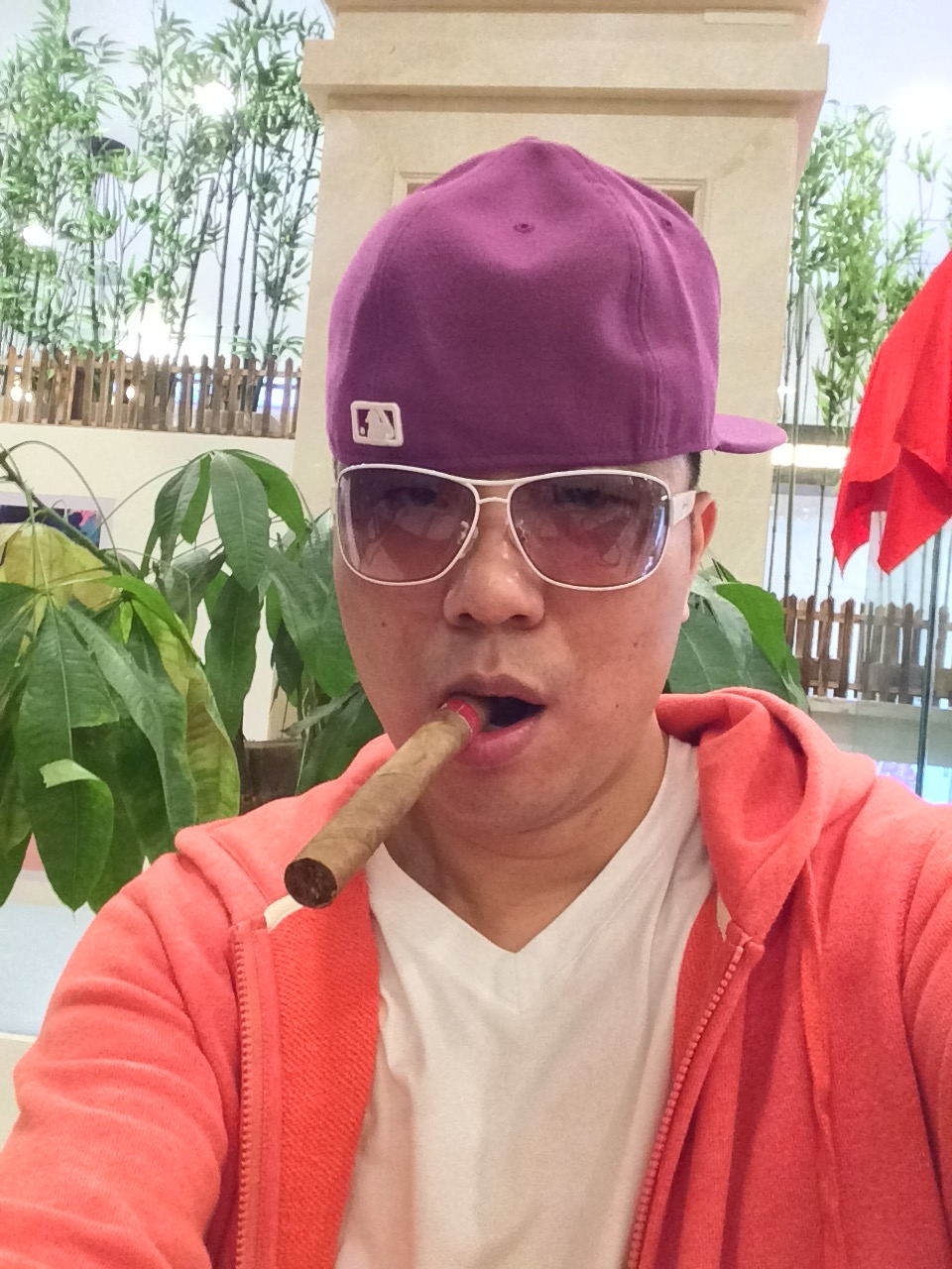 ♬茄酒人生♫主播照片