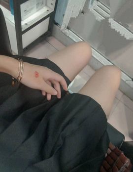 新主播白依依主播照片