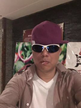 ♬茄酒人生♫主播照片