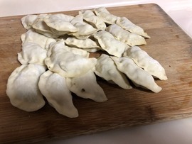 小海屯🐬李主播照片